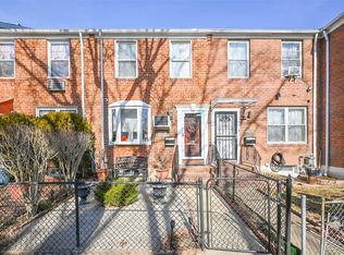 19521 Station Rd, Flushing, NY 11358