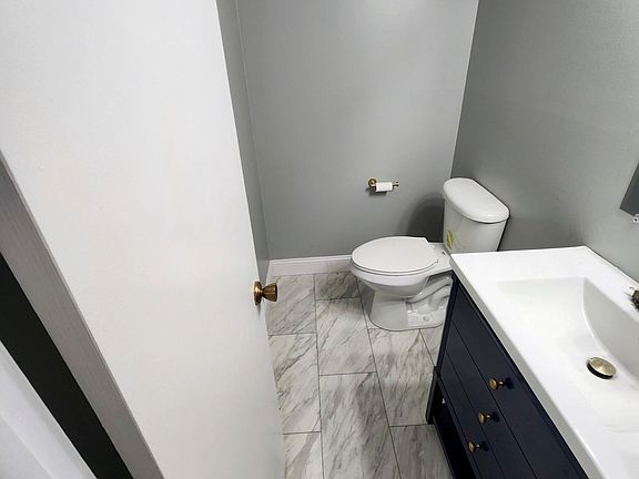 4th image of 1404 Laurel Valley Dr #1404