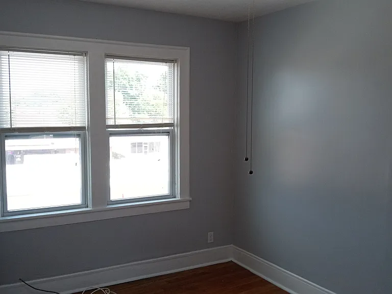 Lakeland Apartments — Photo 15