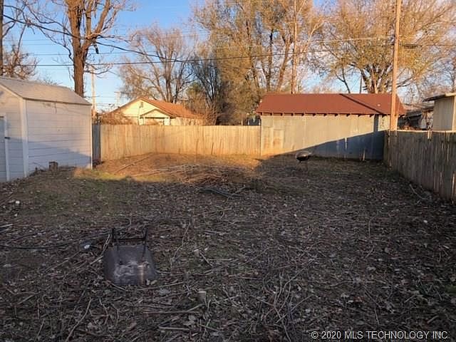 2nd image of 411 S 42nd Ave W