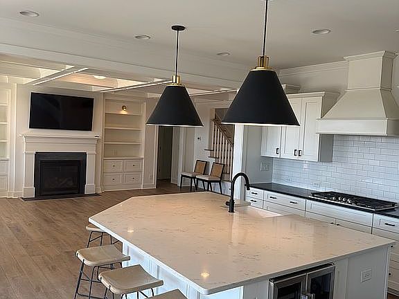 Kitchen and living room