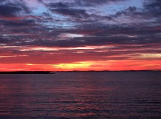 8362 Oconnells Resort Rd, Winneconne, WI 54986