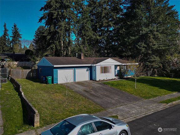 3rd image of 19215 W 49th Avenue W