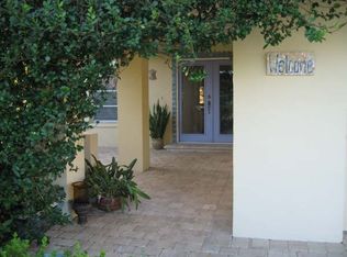 678 Pompano Dr, Naples, FL 34110