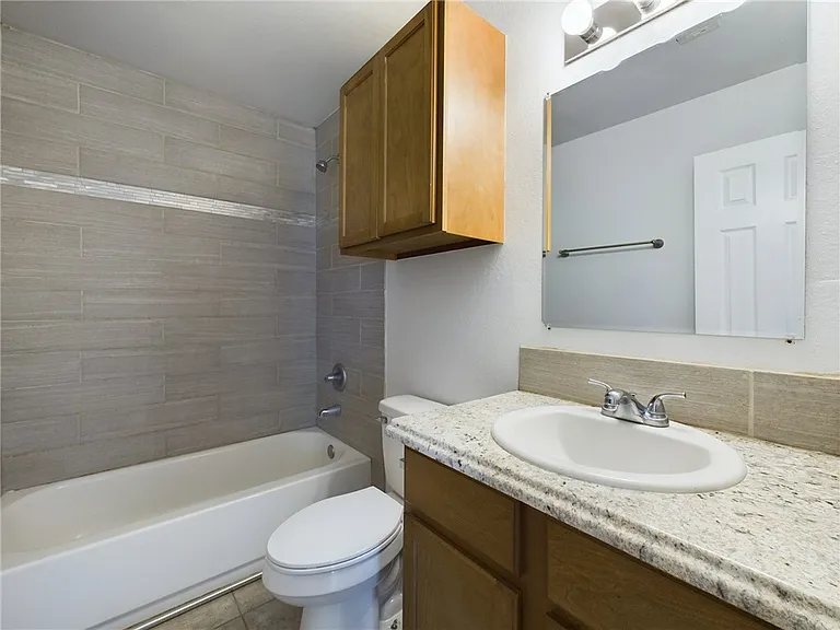 1906 Finfeather Rd #D — Photo 16