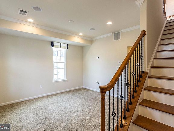 3rd image of 14601 Featherstone Gate Dr