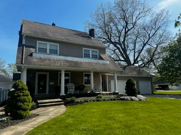 917 W Auglaize St, Wapakoneta, OH 45895