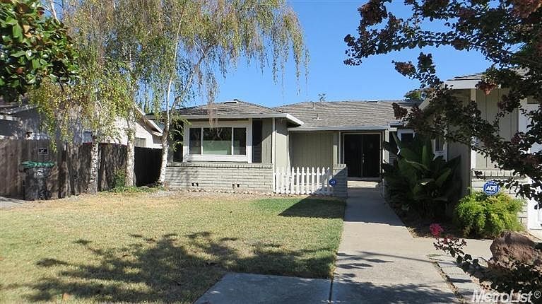 1st image of 2531 Stanfield Dr