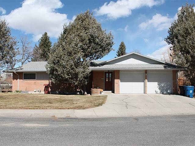 1st image of 114 Valley Cir