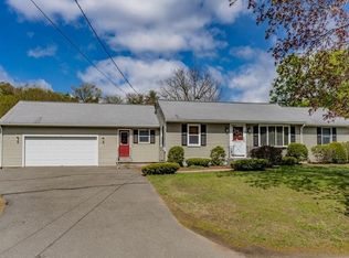 71 Putnam Dr, Westfield, MA 01085