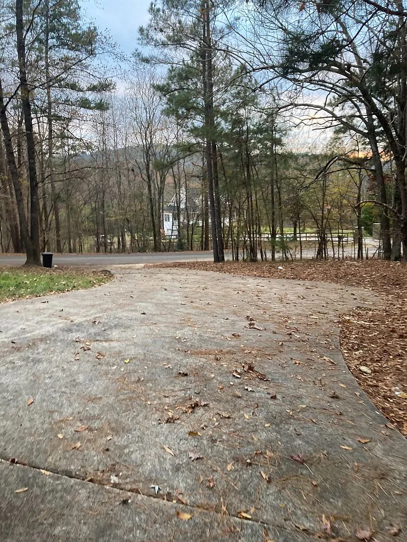 249 Mountain View Rd — Photo 3