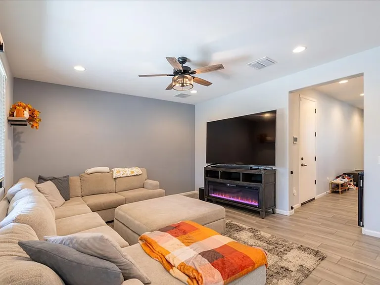 10246 E Boulder Hop Trl — Photo 17