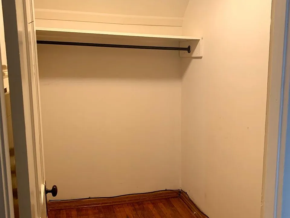 Walk in Closet
