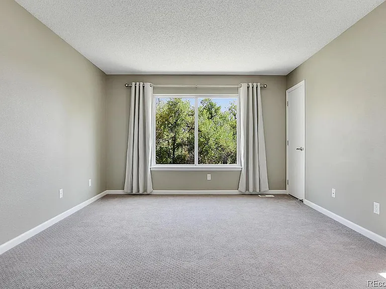 20828 Willowbend Ln — Photo 27