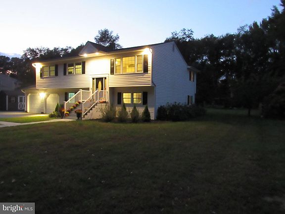 2nd image of 64 Pine Dr