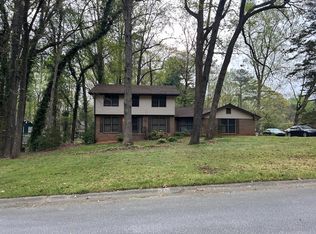 648 Bralorne Dr, Stone Mountain, GA 30087