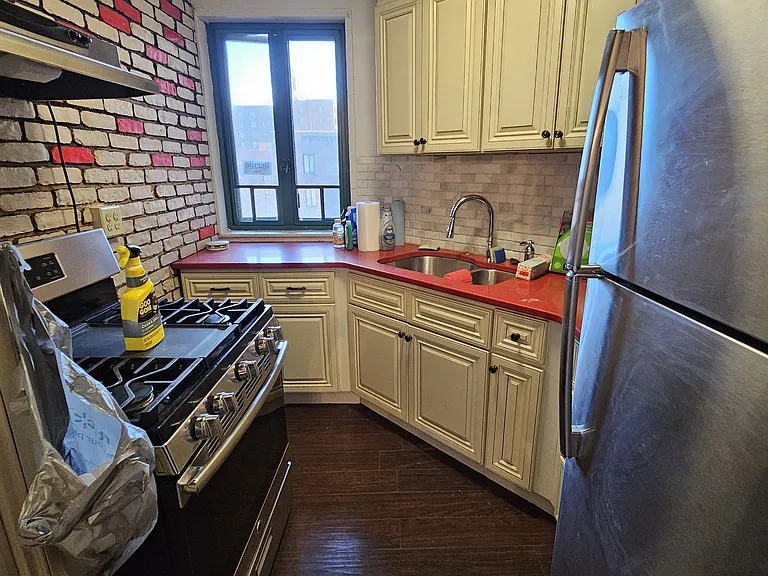 Kitchen (Entirety)