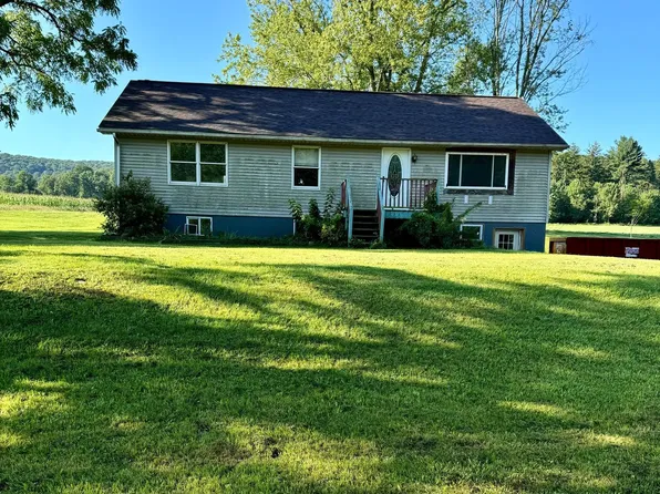 163 S Swopes Valley Rd, Pine Grove, PA 17963