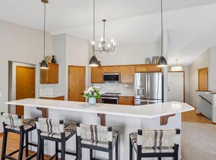 1120 Black Walnut Pass, Watertown, WI 53094
