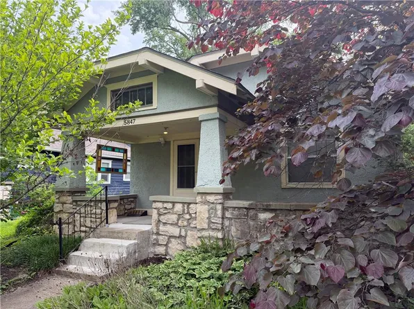 5847 Harrison St, Kansas City, MO 64110
