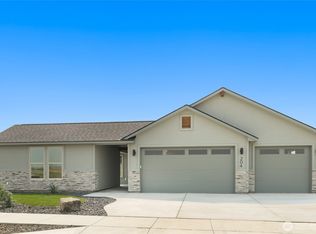 204 E Ian Ave, Ellensburg, WA 98926