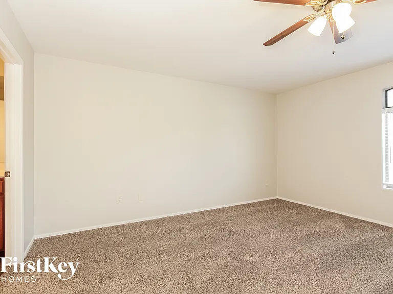 8423 S Egyptian Dr — Photo 5