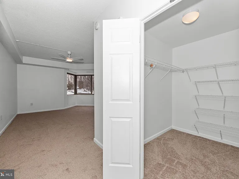 940 Astern Way #102A — Photo 23