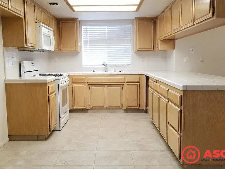 3616 Goldbar Dr — Photo 5
