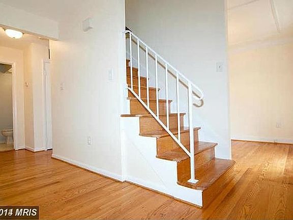 3rd image of 13573 Princedale Dr