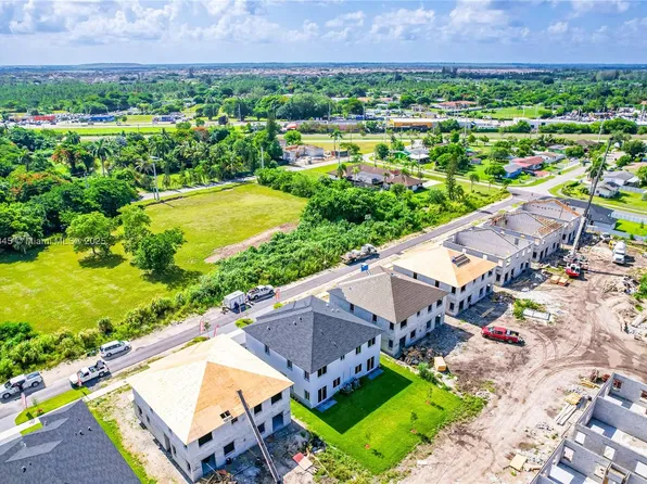 22491 SW 125th Ave #B, Miami, FL 33170