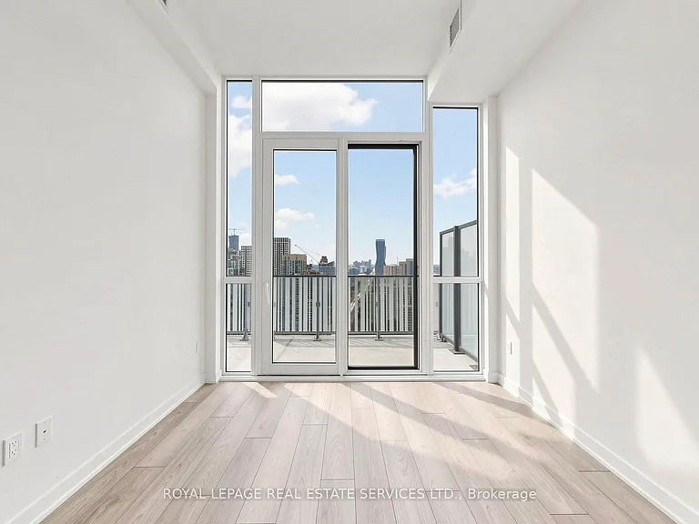 1 Fairview Rd E #3206 — Photo 14