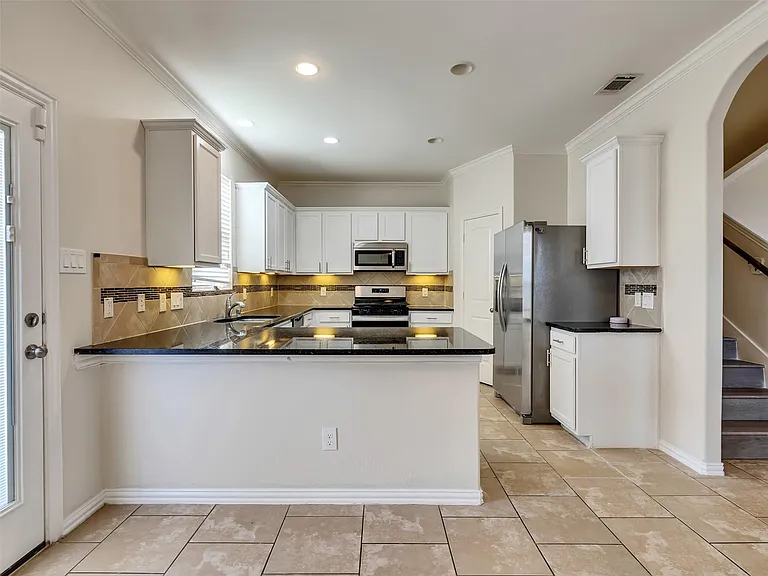 10906 Whistlers Cottage Ct — Photo 7