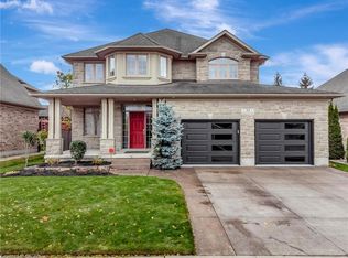 31 Pioneer Tower Cres, Kitchener, ON N2P2L2