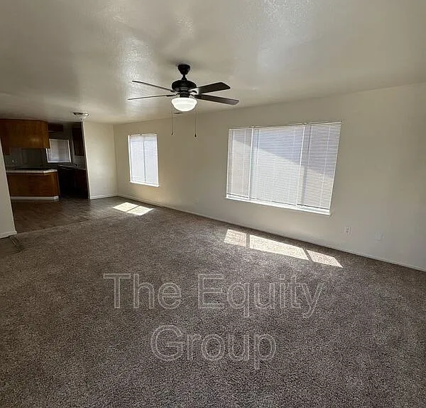 983 N Lynora St — Photo 3