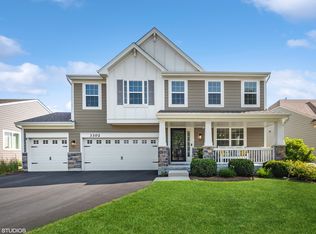 3302 Batley St, Elgin, IL 60124