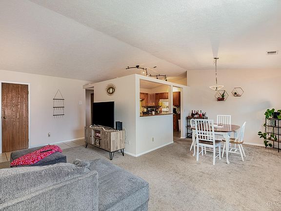 3rd image of 5160 Old Oak Trail