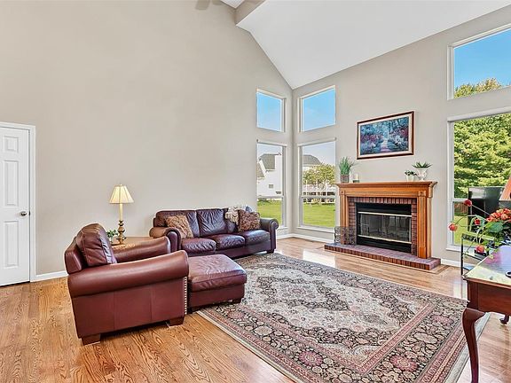 2nd image of 285 Waterford Crystal Dr