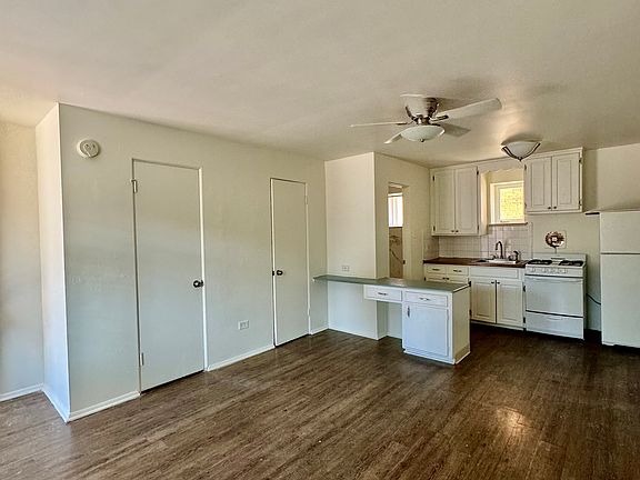 5th image of 2456 S York St APT 2