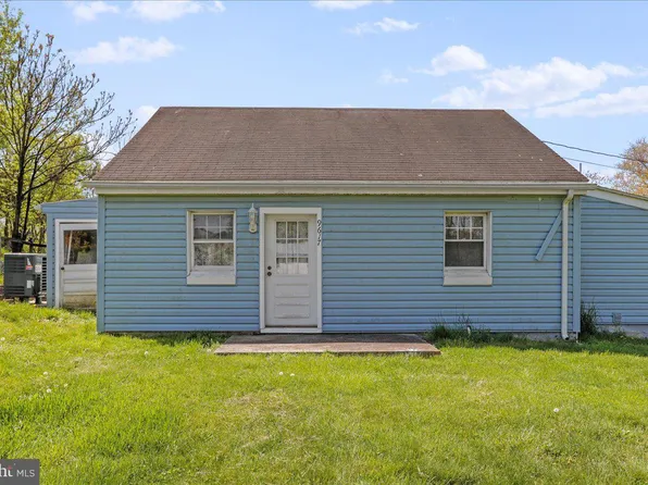 9617 Morning Glory Ln, Hagerstown, MD 21740