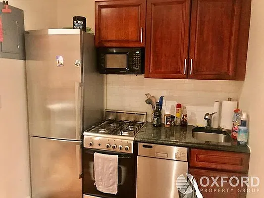 Rented by Oxford Property Group | media 33