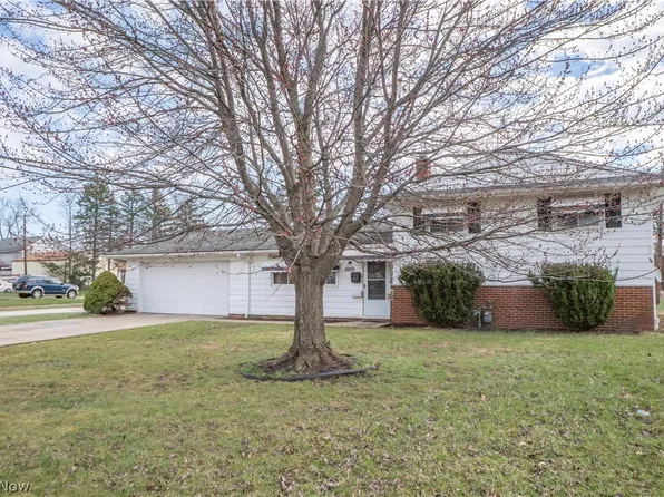 5619 Meadow Ln, Bedford Heights, OH 44146
