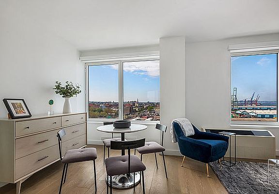 3rd image of 15 Bridge Park Dr APT 10F