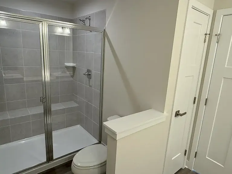 339 E Cochran St #339 — Photo 9