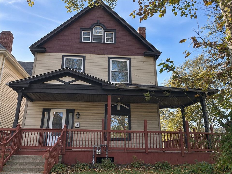 1st image of 605 2nd St