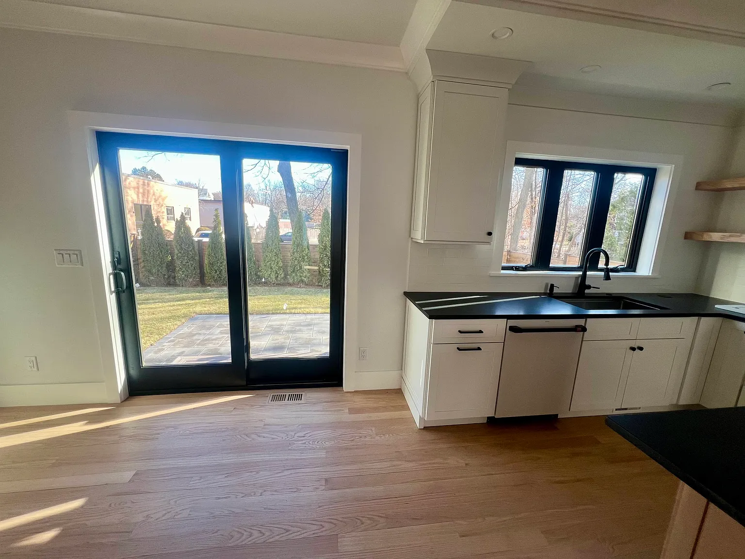 4 bed, 3.5 bath, 2871 sqft, $5,300 — Photo 4
