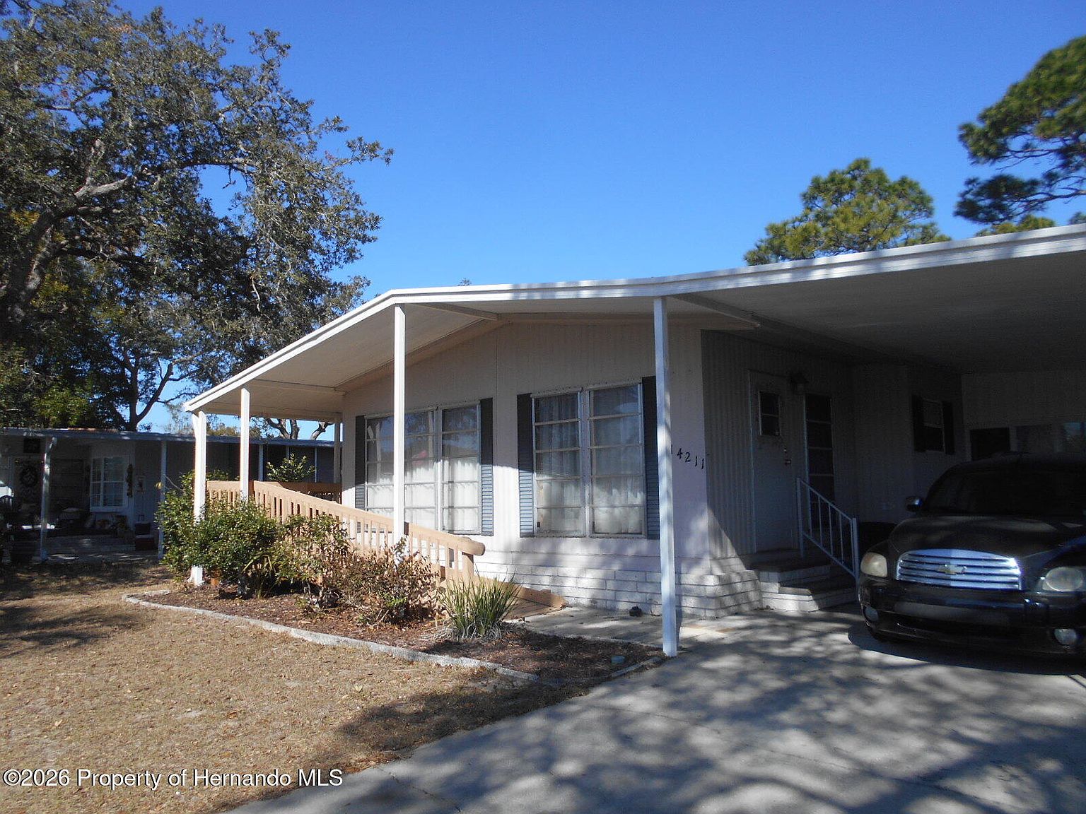 14211 Edmonds St
