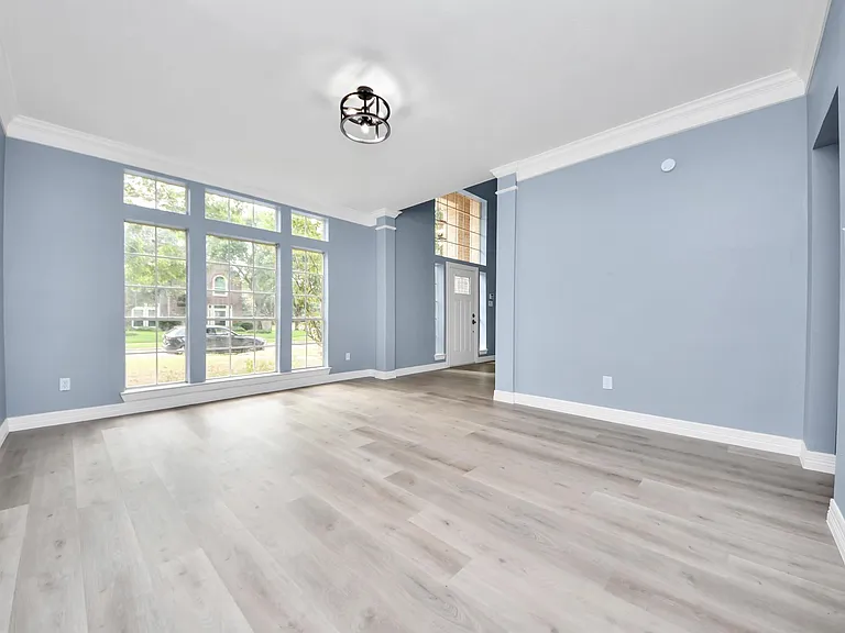 16203 Broken Timber Cir — Photo 33