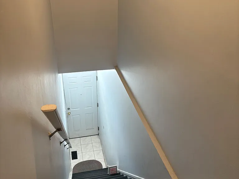 844 Browns Line — Photo 11