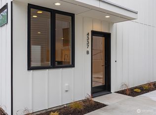 4337 30th Ave W #B, Seattle, WA 98199