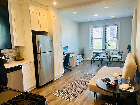 4th image of 274 Ogden Ave APT 1
